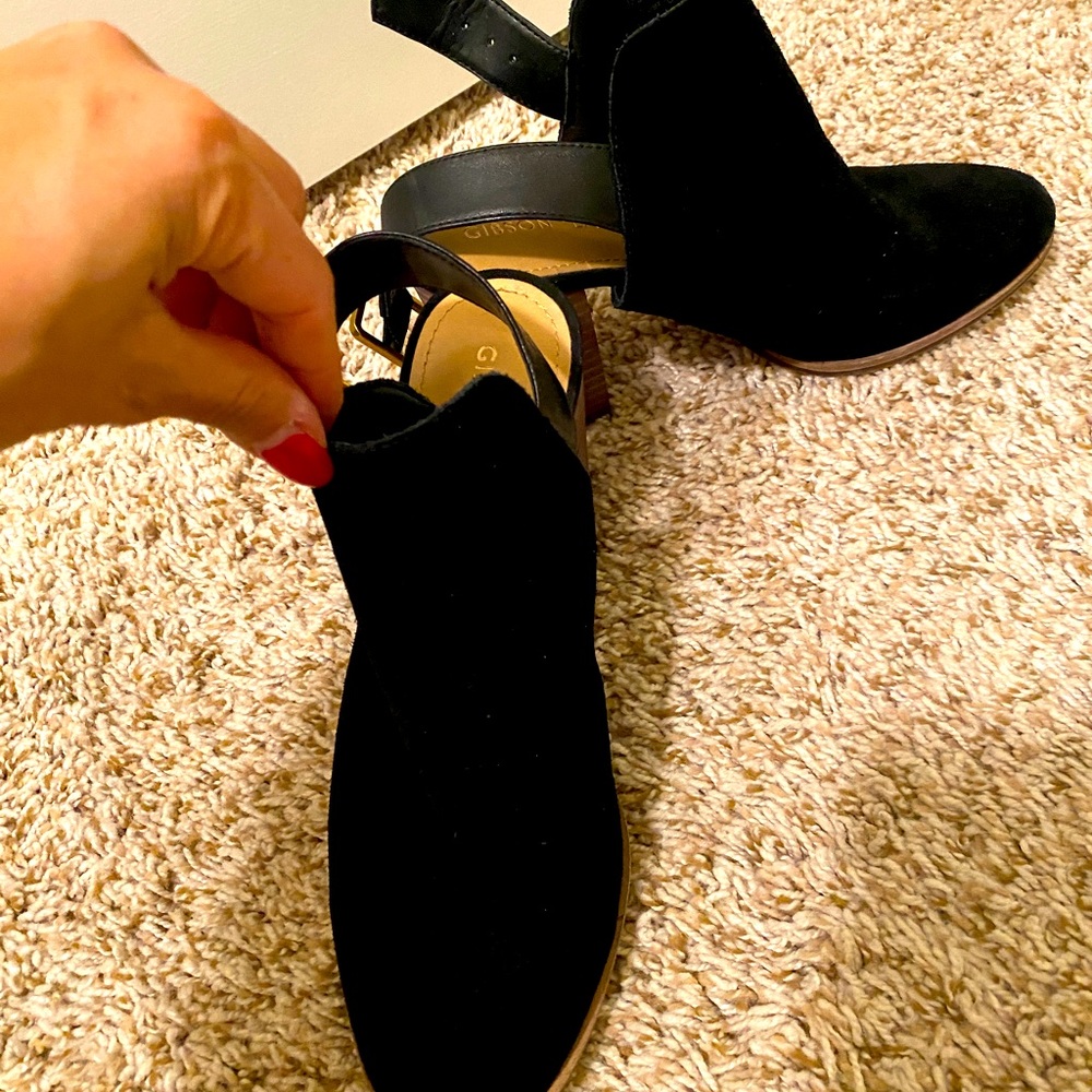 Gibson and Latimer Slingbacks 8.5